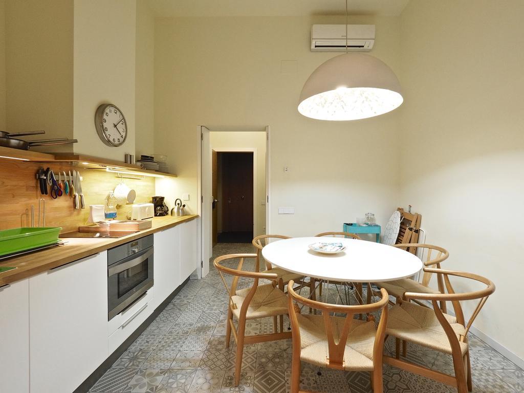 Uma Suites Pau Claris Barselona Dış mekan fotoğraf